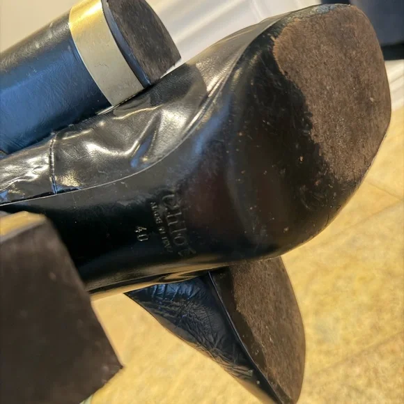 Chloe Black and Gold Heels - Picture 4 of 5